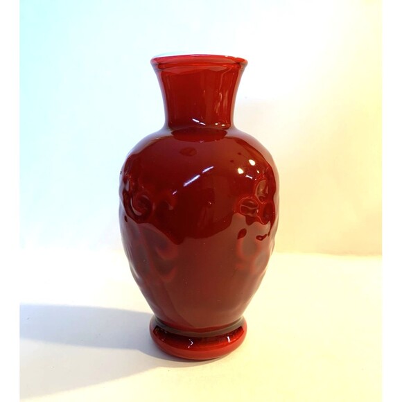 Vintage Avon Red Glass Vase Spring Bouquet Jade Blossom Fragranced - Picture 4 of 10